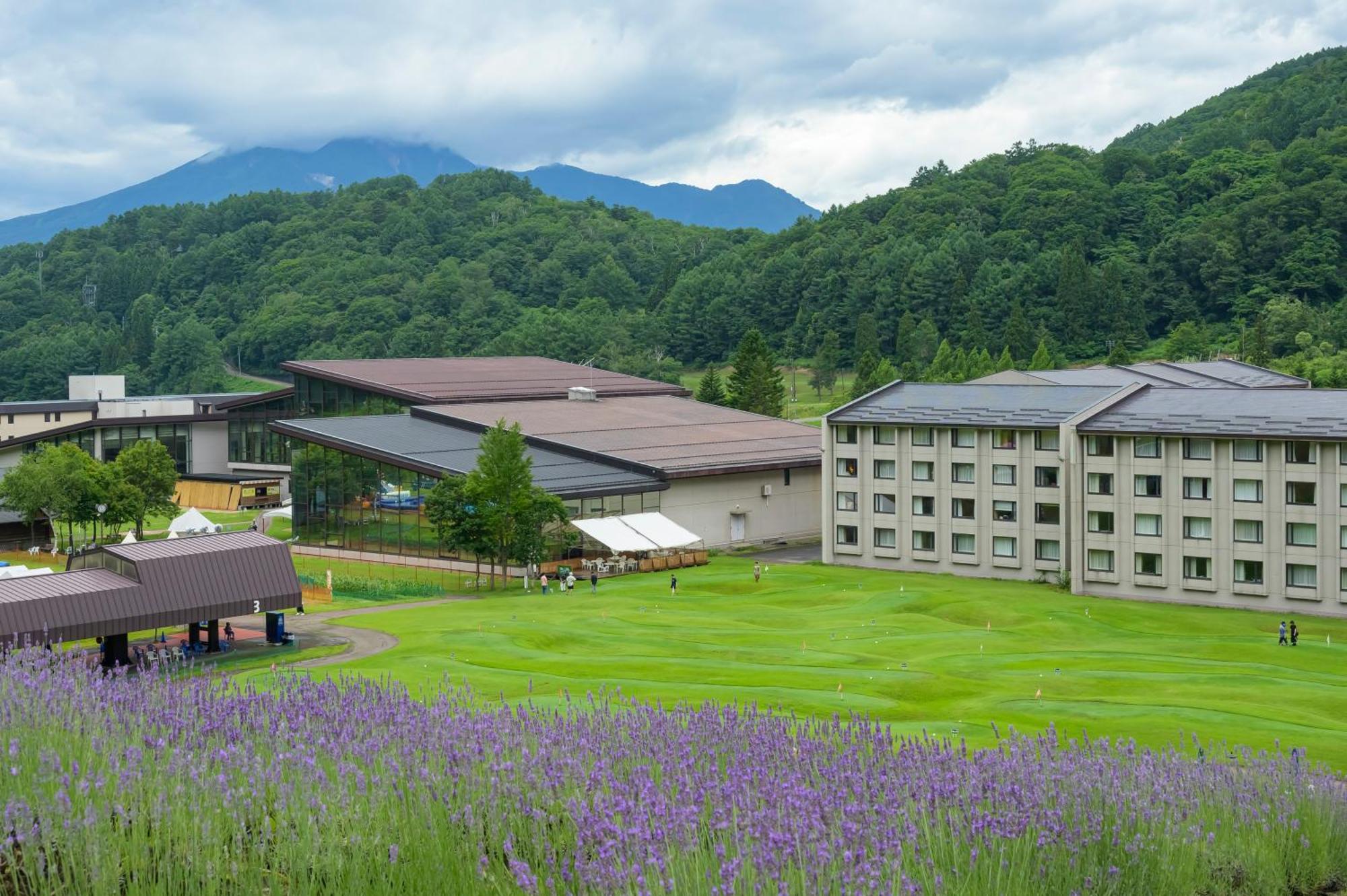 Hotel Tangram Sinano Kültér fotó