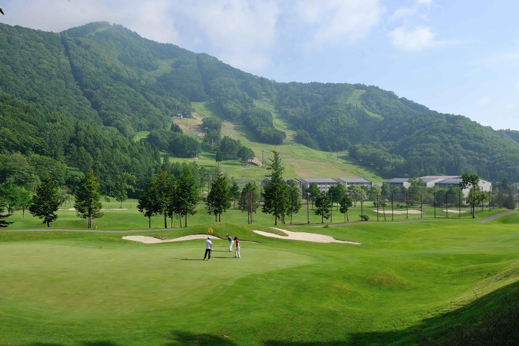Hotel Tangram Sinano Kültér fotó