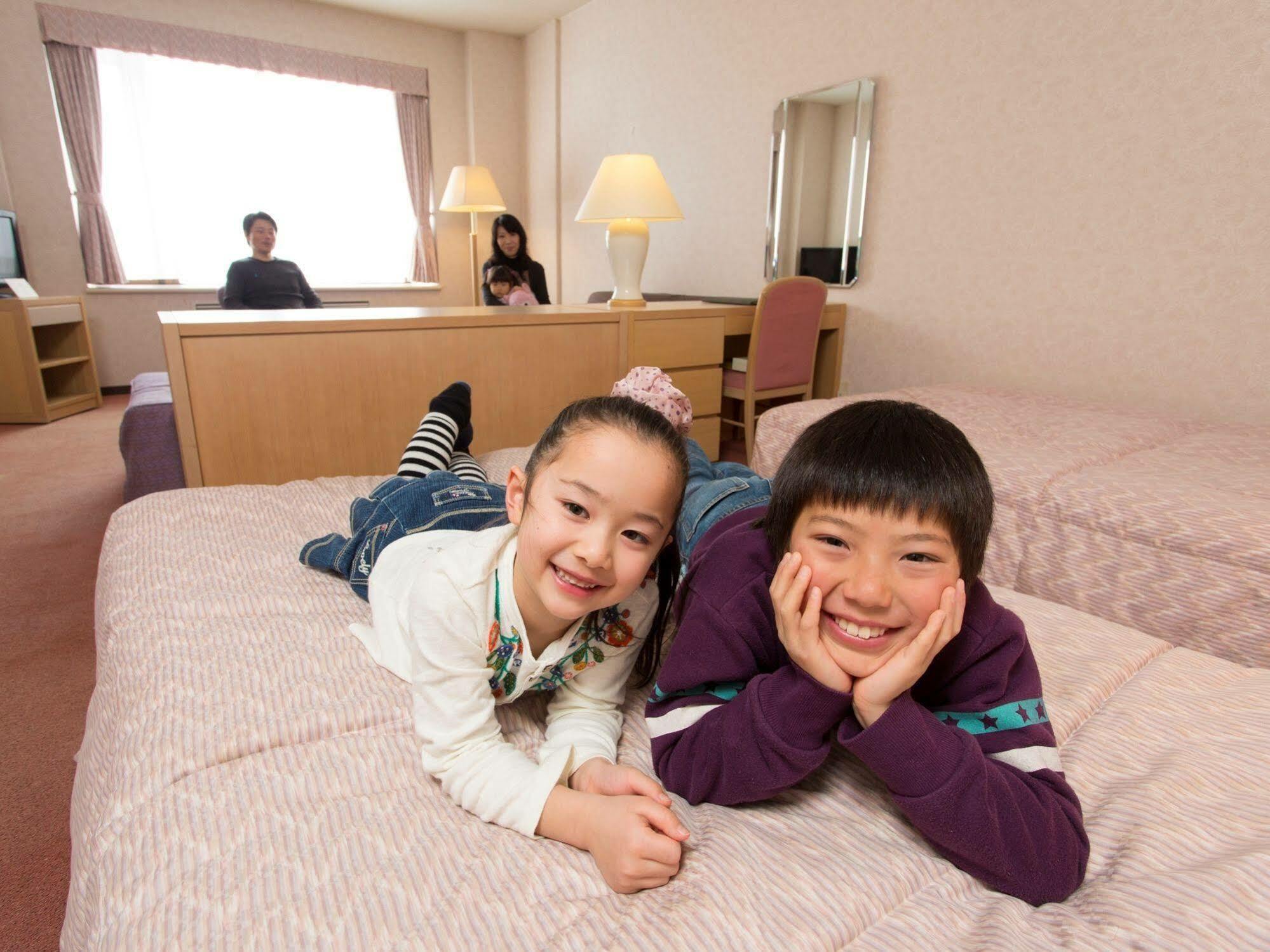 Hotel Tangram Sinano Kültér fotó